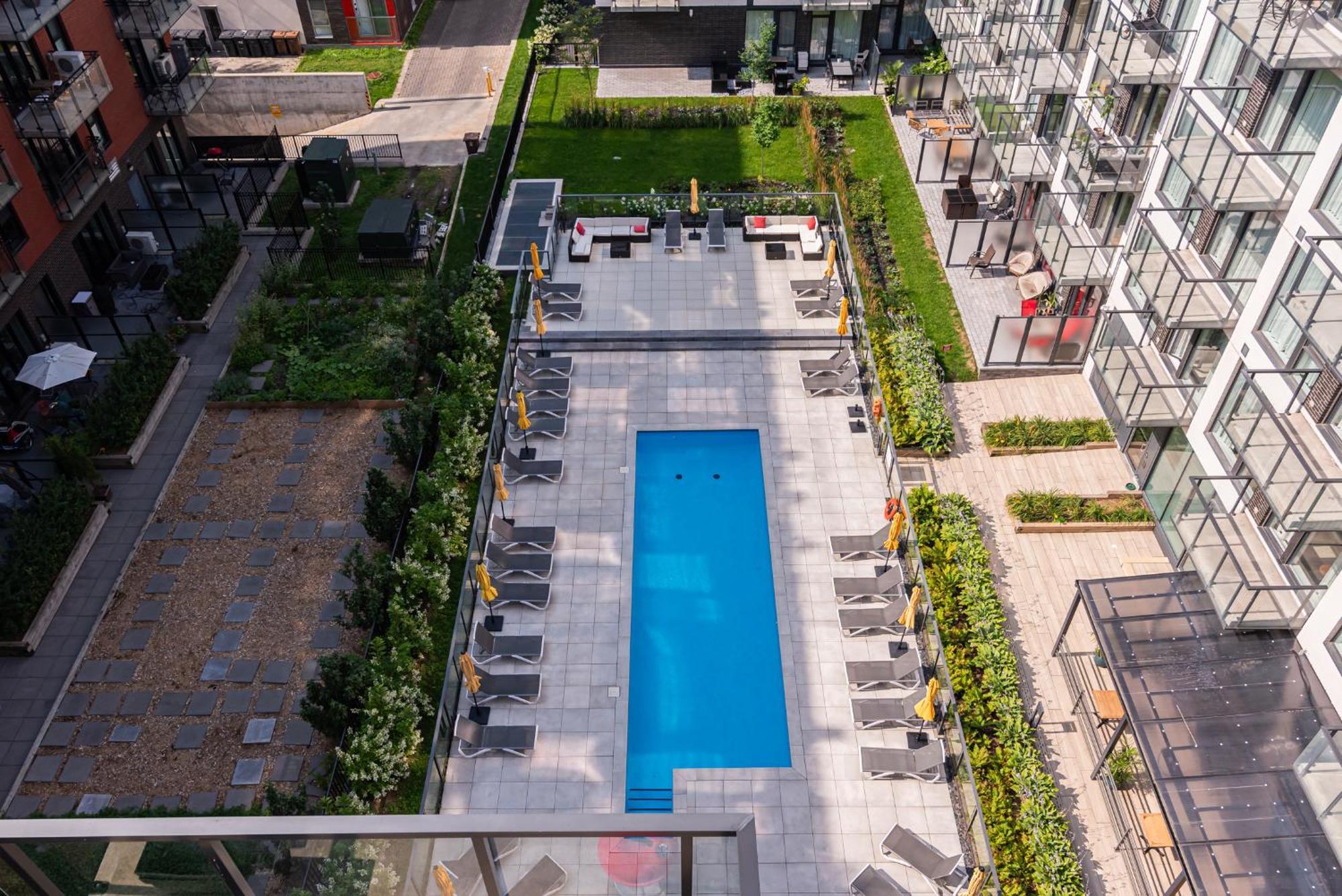 Le Se7T Penthouses Монреал Екстериор снимка