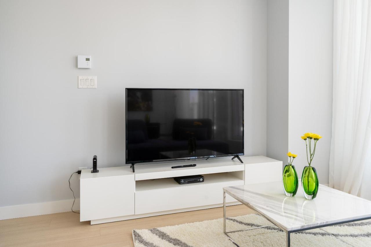 Le Se7T Penthouses Монреал Екстериор снимка
