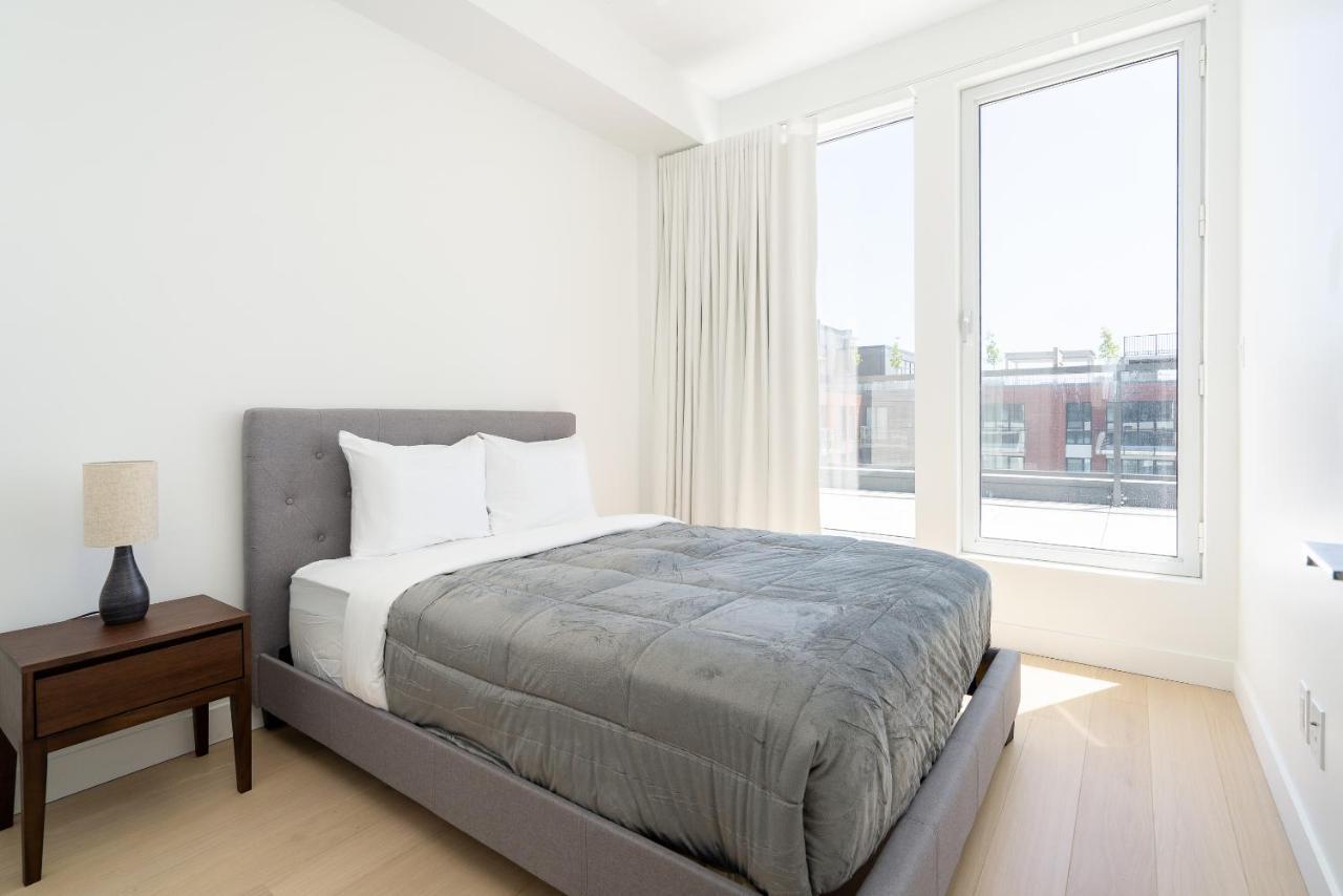 Le Se7T Penthouses Монреал Екстериор снимка